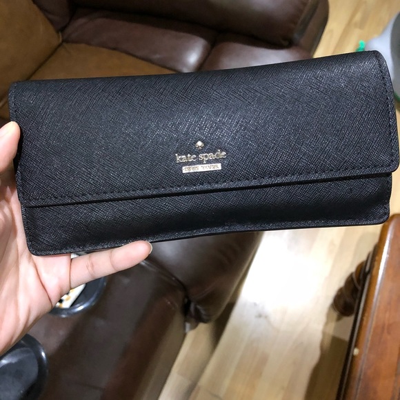 kate spade Handbags - KATE SPADE BLACK LEATHER WALLET